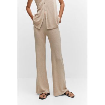 Pantaloni evazati si tricotati Stilly