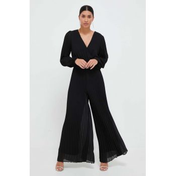 Morgan salopeta culoarea negru, cu decolteu in v