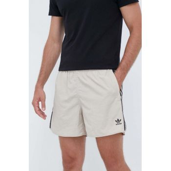 adidas Originals pantaloni scurti barbati, culoarea bej de firma originali