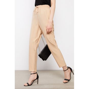 Pantaloni cu talie inalta si ajustabila