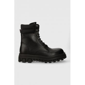 Tommy Jeans bocanci de piele TJM ELEVATED OUTSOLE BOOT barbati, culoarea negru, EM0EM01251