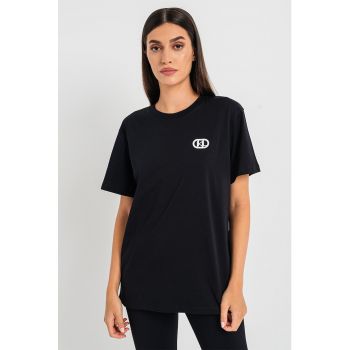 Tricou lejer cu imprimeu logo pe spate