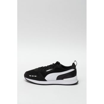 Pantofi sport din plasa cu aplicatii logo