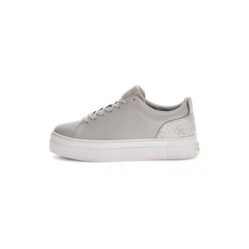 Pantofi sport de piele ecologica cu detalii cu monograma