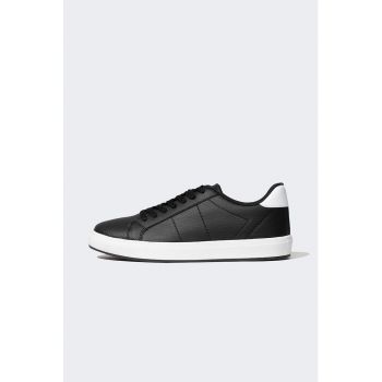 Pantofi sport din piele ecologica cu detalii contrastante