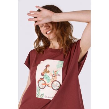 Tricou cu imprimeu grafic