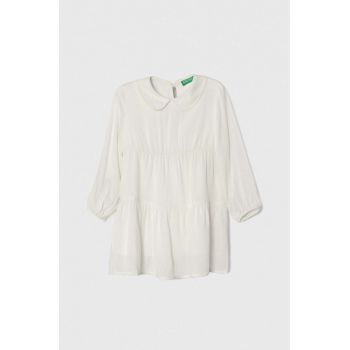 United Colors of Benetton rochie fete culoarea alb, mini, evazati ieftina