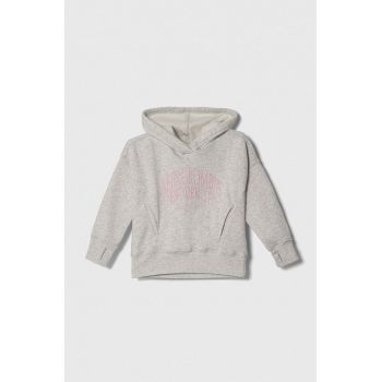 Abercrombie & Fitch bluza copii culoarea gri, cu glugă, cu imprimeu la reducere