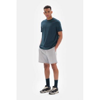 Pantaloni scurti cu snur si buzunare laterale