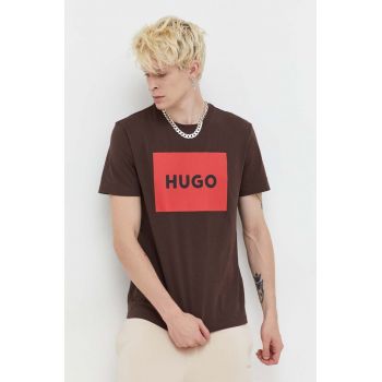 HUGO tricou din bumbac culoarea maro, cu imprimeu 50467952