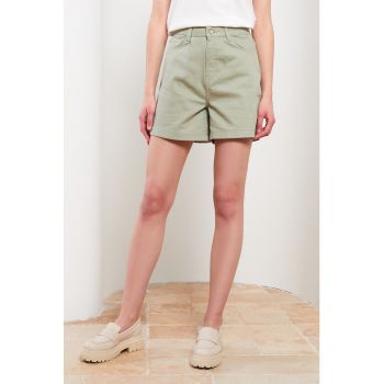Pantaloni scurti cu talie inalta si 5 buzunare