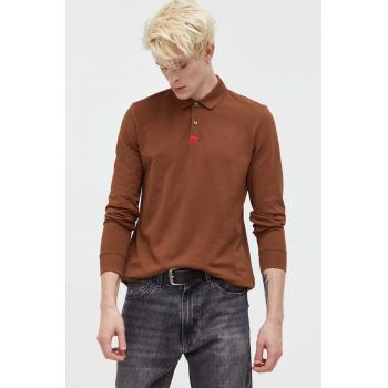 HUGO longsleeve din bumbac culoarea maro, neted ieftin