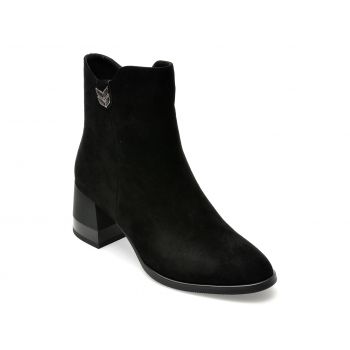 Ghete EPICA negre, B230019, din piele intoarsa