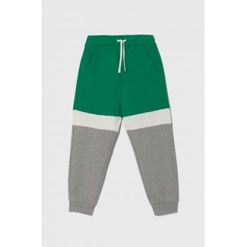 United Colors of Benetton pantaloni de trening pentru copii culoarea gri, modelator