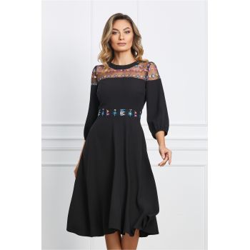 Rochie Moze neagra cu borderie mov la reducere