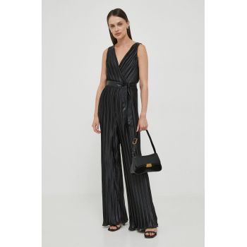 Dkny salopeta culoarea negru, cu decolteu in v