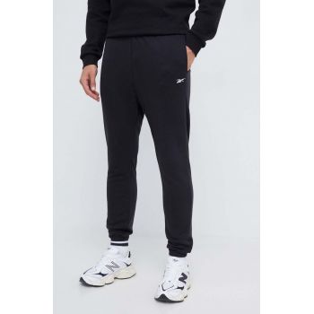 Reebok pantaloni barbati, culoarea negru, neted ieftini