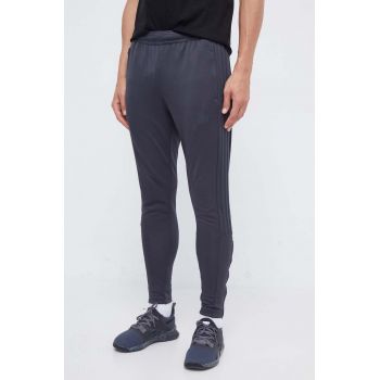 adidas pantaloni de trening culoarea gri, neted ieftini