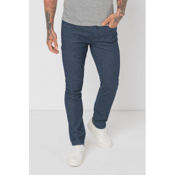 Blugi slim fit cu talie joasa