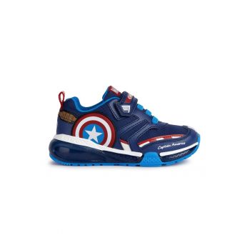 Pantofi sport cu velcro si model Captain America