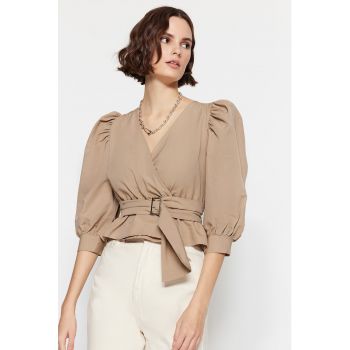 Bluza crop cu maneci bufanta