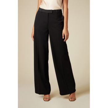 Pantaloni eleganti cu croiala ampla