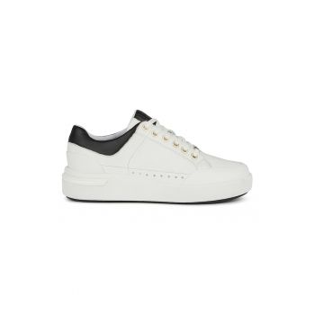 Pantofi sport cu segmente de piele