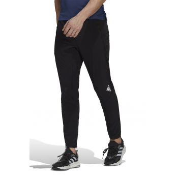 Pantaloni slim fit cu buzunare laterale pentru antrenament D4T