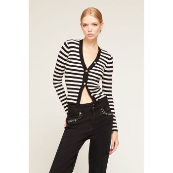 Cardigan striat cu nasturi