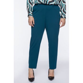 Pantaloni crop cu talie elastica