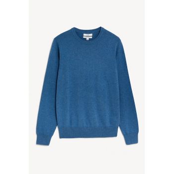Pulover cu decolteu la baza gatului si aspect de tricot fin