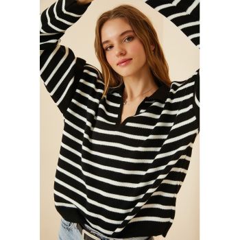 Pulover polo cu model in dungi