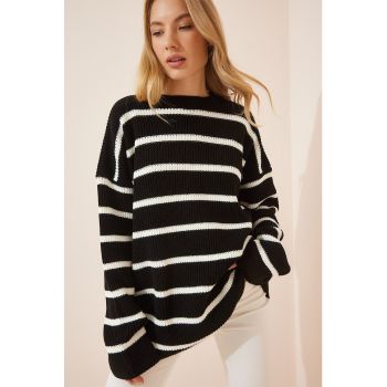 Pulover supradimensionat cu model in dungi