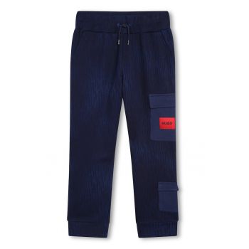 Pantaloni sport din amestec de bumbac cu buzunare cu clapa