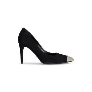 Pantofi stiletto de piele intoarsa cu varf ascutit