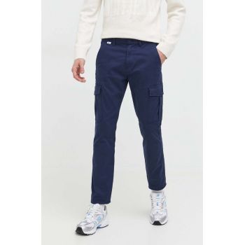 Tommy Jeans pantaloni barbati, culoarea albastru marin, cu fason cargo de firma originali
