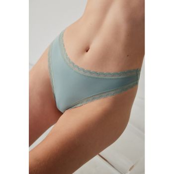 Chiloti tanga cu insertii de dantela