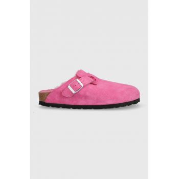 Birkenstock papuci din piele intoarsa Boston femei, culoarea roz, 1025552 la reducere