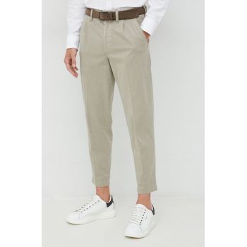 BOSS pantaloni Boss Casual barbati, culoarea gri, mulata