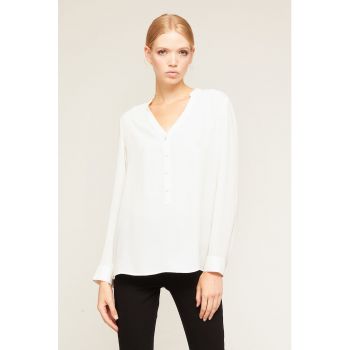Bluza vaporoasa cu decolteu in V