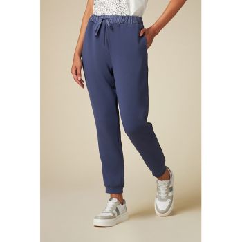 Pantaloni sport relaxed fit cu buzunare laterale