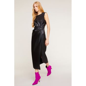 Rochie maxi de piele ecologica cu detalii plisate