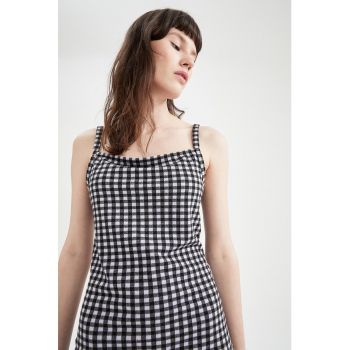 Rochie mini cu model