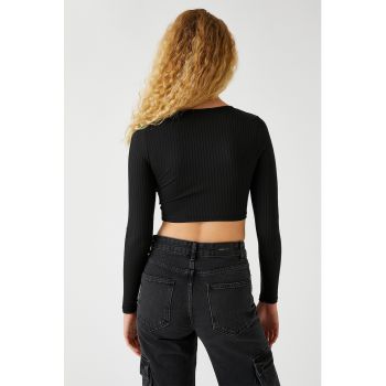 Bluza crop striata cu decolteu in V