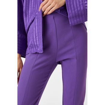 Pantaloni crop cu talie inalta
