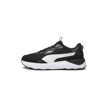 Pantofi sport de plasa cu garnituri de piele intoarsa Runtamed