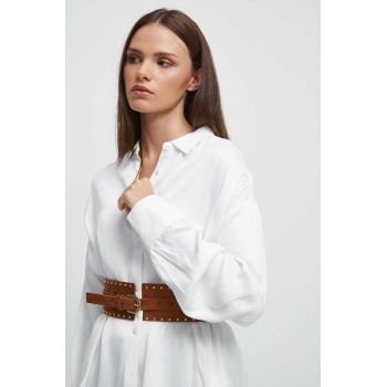 Medicine camasa femei, culoarea alb, cu guler clasic, relaxed de firma originala