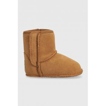 UGG pantofi din piele intoarsa pentru bebe I BABY CLASSIC culoarea bej de firma original