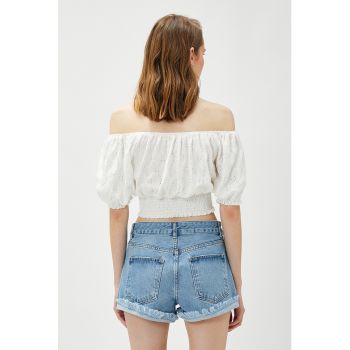 Bluza cu decolteu pe umeri