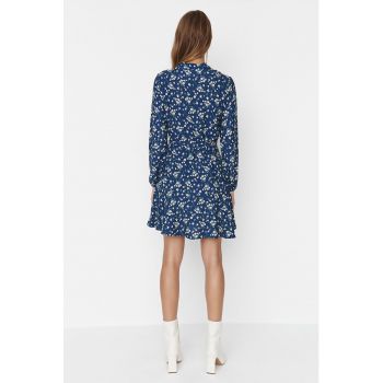 Rochie cu imprimeu floral si cordon in talie